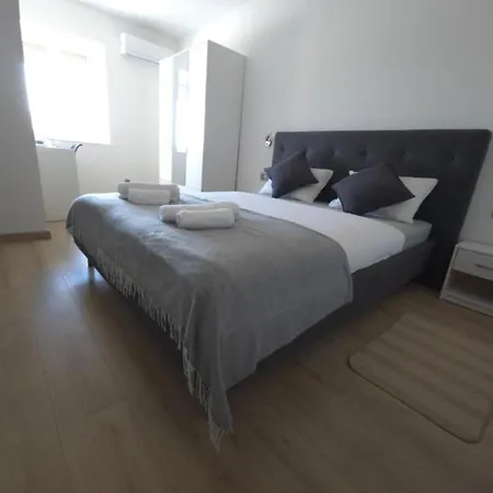 Burnum Guest house Vrbnik (Sibenik-Knin)