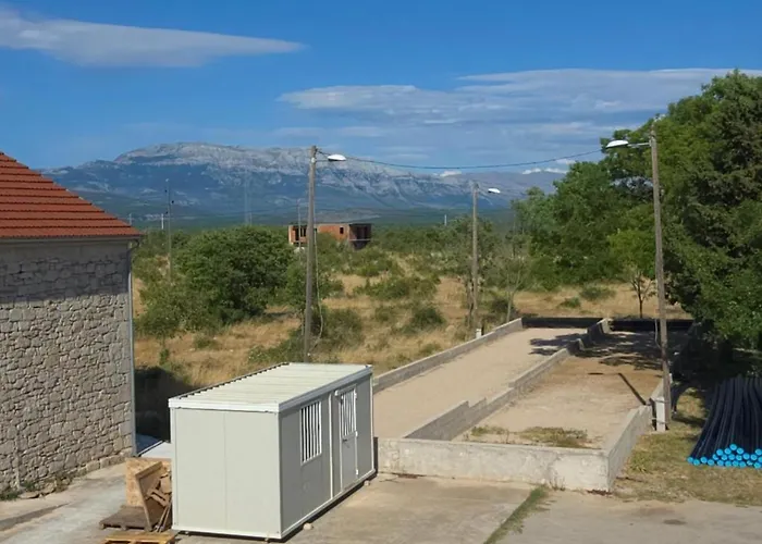 Burnum Πανσιόν 3*